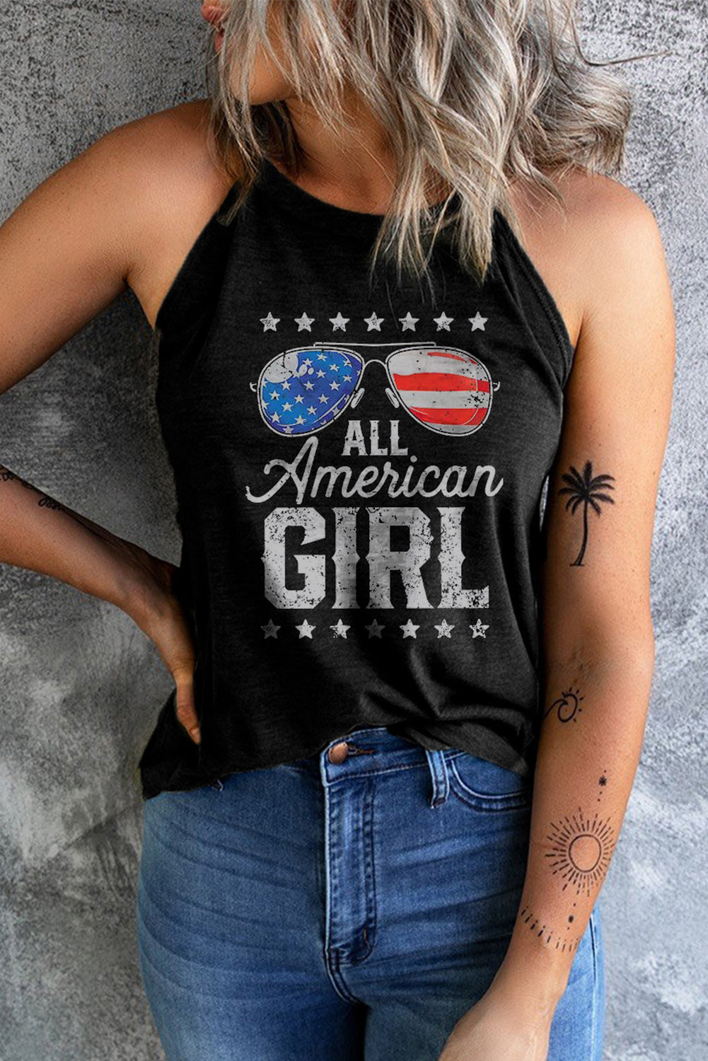 Camiseta gráfica TODA CHICA AMERICANA