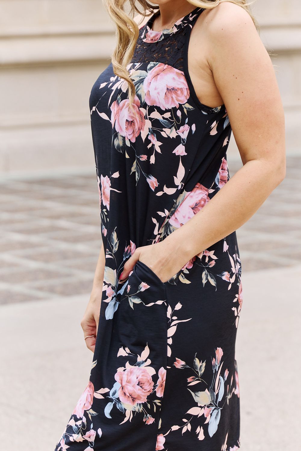 Floral Lace Detail Sleeveless Dress